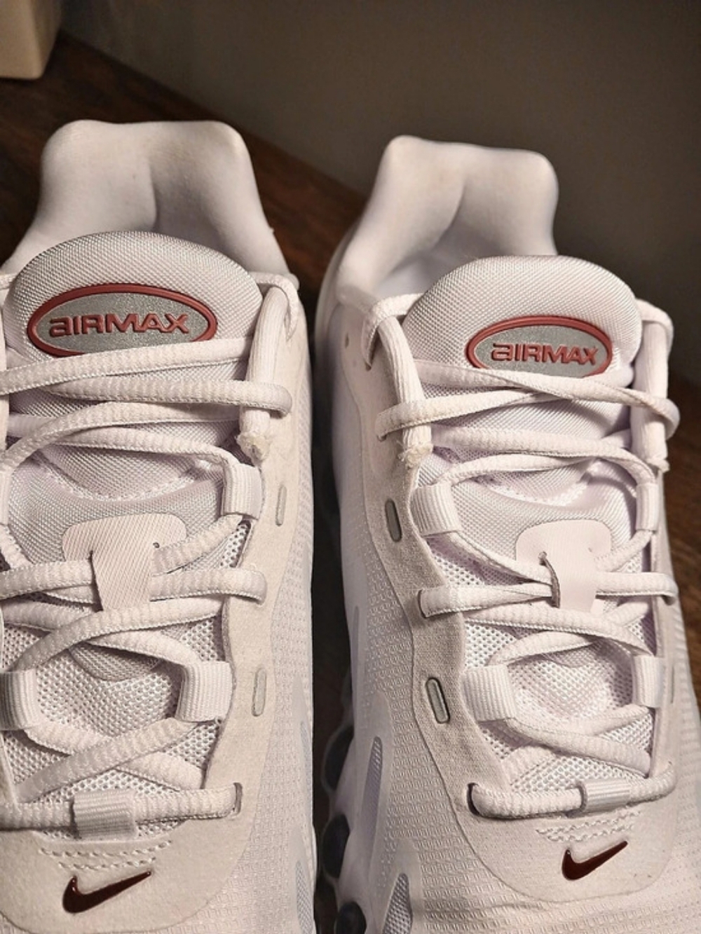 Nike Air Max Dn Women's Sneakers White US 5.5 Like New - Picture 6 of 6